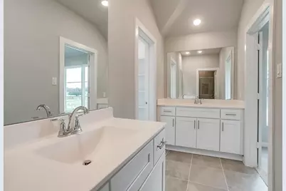 4525 Hogans Alley Drive, Arlington, TX 76001 - Photo 26