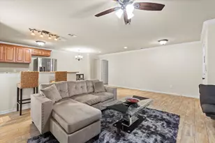 2914 Victorian Forest Dr, Dallas, TX 75227 - Photo 8