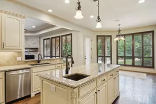 301 Harrison Cir, Van Alstyne, TX 75495 - Photo 14