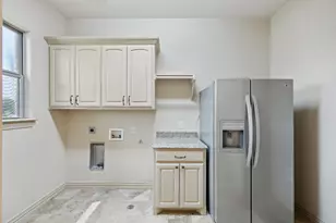 301 Harrison Cir, Van Alstyne, TX 75495 - Photo 32