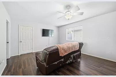 912 S Old Orchard Lane, Lewisville, TX 75067 - Photo 24