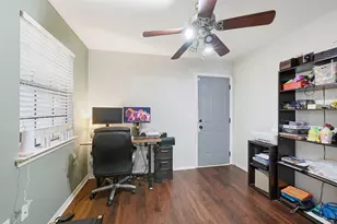 912 S Old Orchard Ln, Lewisville, TX 75067 - Photo 8