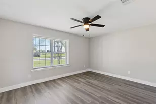 803 Glenda Dr, Bedford, TX 76022 - Photo 22