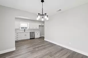 803 Glenda Dr, Bedford, TX 76022 - Photo 14