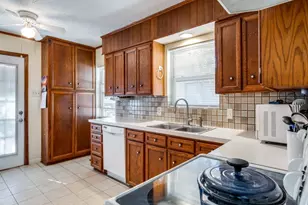 629 Sherwood Dr, Richardson, TX 75080 - Photo 6