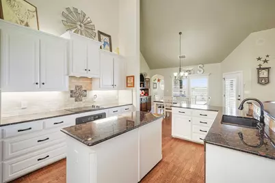 6124 High Meadows Drive, Krum, TX 76249 - Photo 10