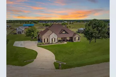 6124 High Meadows Drive, Krum, TX 76249 - Photo 2