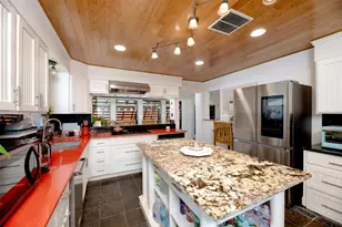 803 Brookhurst Dr, Dallas, TX 75218 - Photo 18