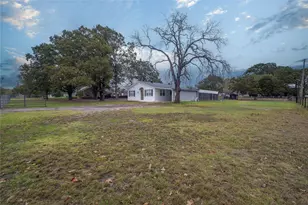 469 Vz County Rd 1134, Fruitvale, TX 75127 - Photo 2