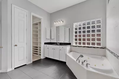 10309 Crowne Pointe Lane, Fort Worth, TX 76244 - Photo 18