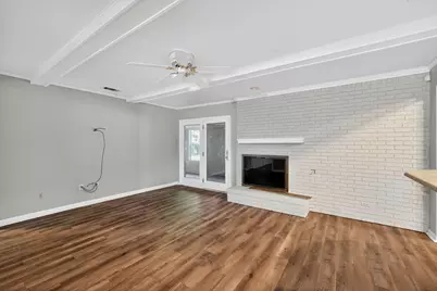 1017 Denmark Street, Grand Prairie, TX 75050 - Photo 10