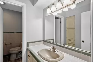 1017 Denmark St, Grand Prairie, TX 75050 - Photo 20