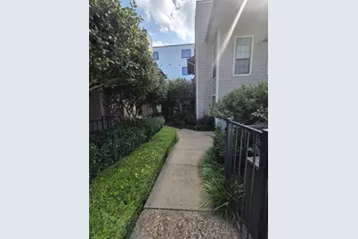 1503 N Garrett Avenue #103, Dallas, TX 75206 - Photo 12