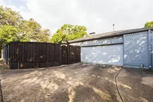 6954 Leameadow Dr, Dallas, TX 75248 - Photo 36