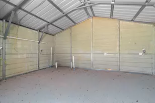 302 W Decatur St, Chico, TX 76431 - Photo 34