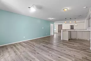 302 W Decatur St, Chico, TX 76431 - Photo 20