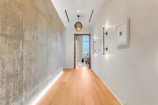 2430 Victory Park Ln, Dallas, TX 75219 - Photo 2