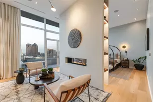 2430 Victory Park Ln, Dallas, TX 75219 - Photo 24