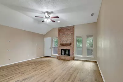 1451 Morrison Drive, Fort Worth, TX 76112 - Photo 6