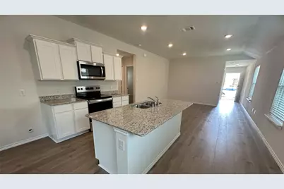 1107 Barkridge Street, Crandall, TX 75114 - Photo 4