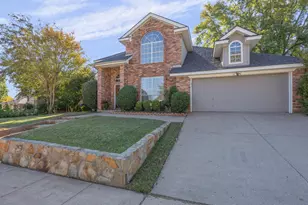 3428 Pembroke Pl, Bedford, TX 76021 - Photo 1