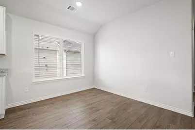 9225 Union Pacific Drive, Fort Worth, TX 76036 - Photo 4