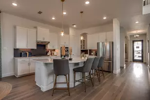 1424 Sun Gdn Wy, Justin, TX 76247 - Photo 2