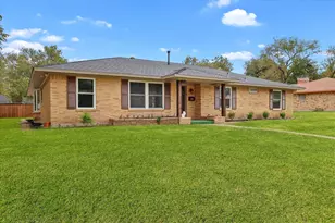 928 Oak Trail, DeSoto, TX 75115 - Photo 2