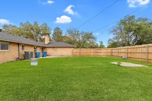 928 Oak Trail, DeSoto, TX 75115 - Photo 20
