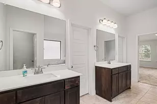 417 Elyse Rd, Keene, TX 76059 - Photo 16