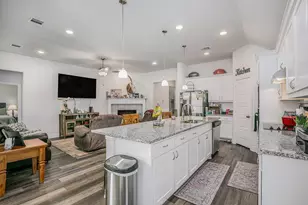 417 Elyse Rd, Keene, TX 76059 - Photo 12