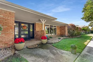 4446 Thunder Rd, Dallas, TX 75244 - Photo 4