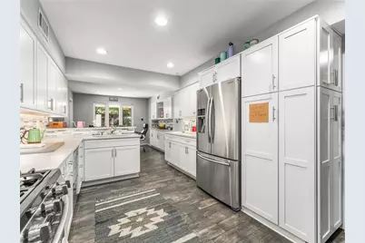 4446 Thunder Road, Dallas, TX 75244 - Photo 10