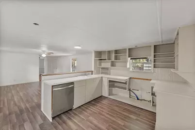 1509 E Apache Trail, Granbury, TX 76048 - Photo 14