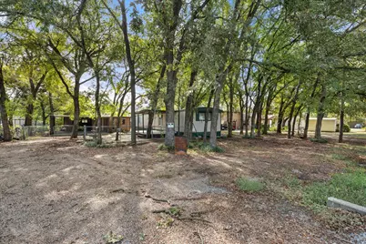 1509 E Apache Trail, Granbury, TX 76048 - Photo 2