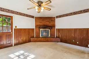 1706 Chip-N-Dale Dr, Arlington, TX 76012 - Photo 8