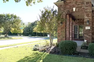 1301 Meadow Ranch Rd, McKinney, TX 75071 - Photo 4
