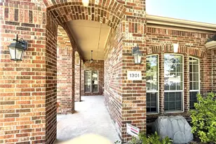 1301 Meadow Ranch Rd, McKinney, TX 75071 - Photo 6