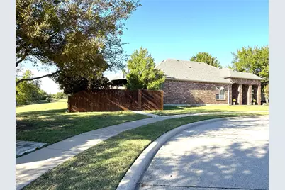 1301 Meadow Ranch Road, McKinney, TX 75071 - Photo 2