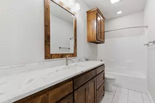 906 Chestnut Grove Dr, Cleburne, TX 76033 - Photo 20