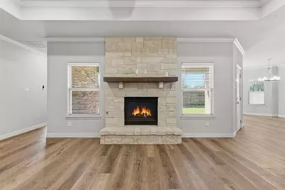 906 Chestnut Grove Drive, Cleburne, TX 76033 - Photo 10