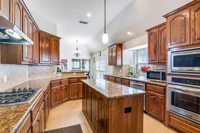 1110 Shearwater Lane, Garland, TX 75043 - Photo 12