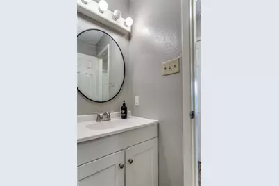 1821 Heidelberg Drive, Fort Worth, TX 76134 - Photo 20