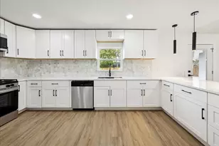 214 Santa Cruz Ct, Grand Prairie, TX 75051 - Photo 20