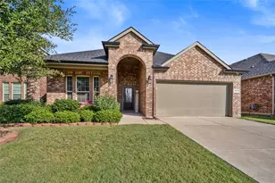 1913 Lake Pine Dr, Little Elm, TX 75068 - Photo 1