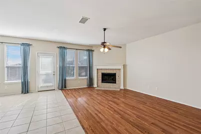 617 Silverbrook Drive, Saginaw, TX 76179 - Photo 6