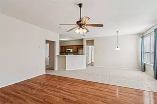 617 Silverbrook Dr, Saginaw, TX 76179 - Photo 8