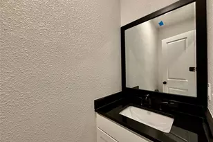 308 SW 14th St, Mineral Wells, TX 76067 - Photo 8