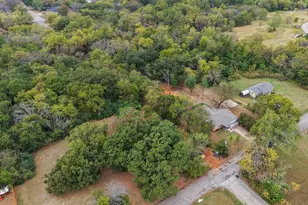 701 W Star St, Denison, TX 75020 - Photo 34