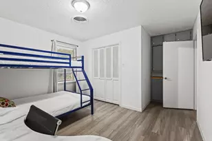 701 W Star St, Denison, TX 75020 - Photo 22